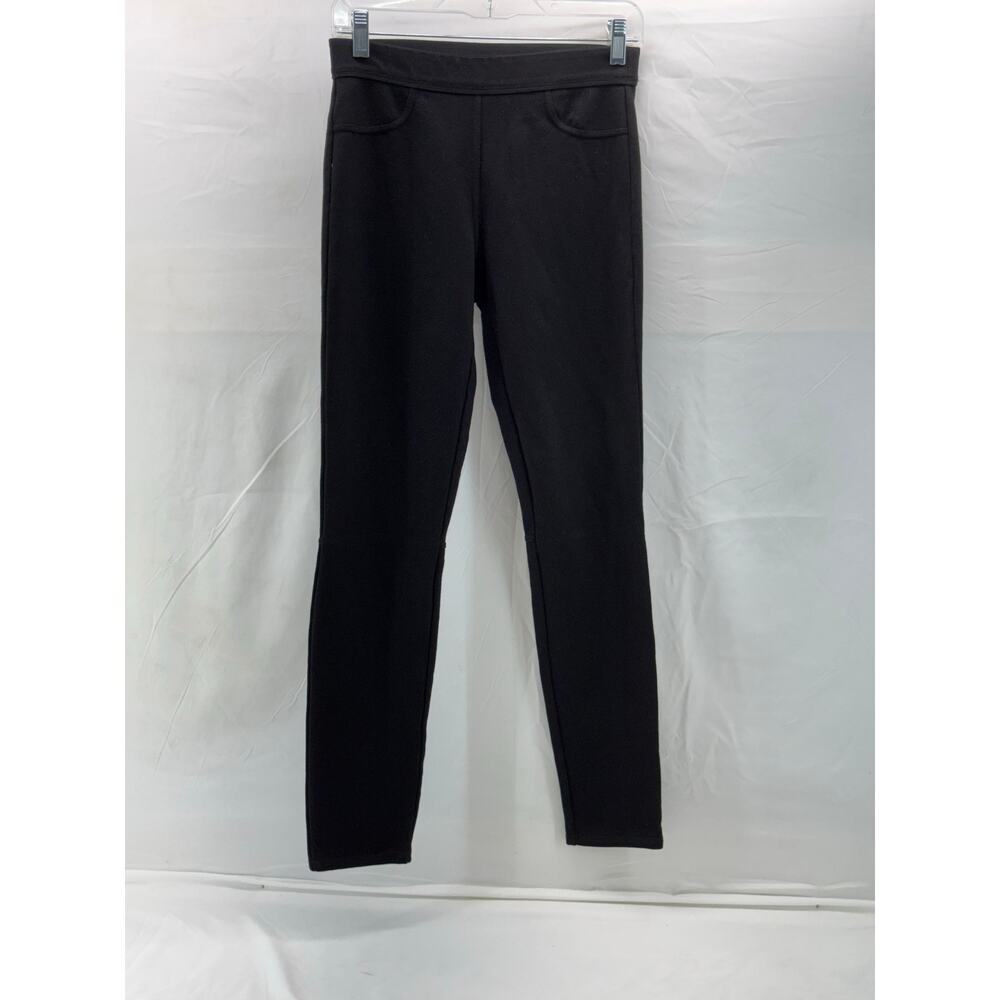 Pre owned Max studio specialty products size medium black jagging ￼￼